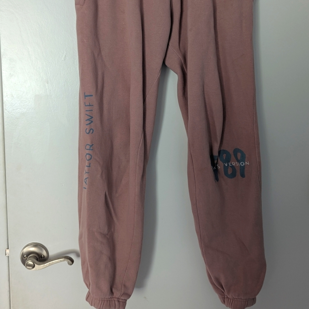 Used Taylor Swift 1989 (Taylor's Version) Pink Jogger Sweatpants